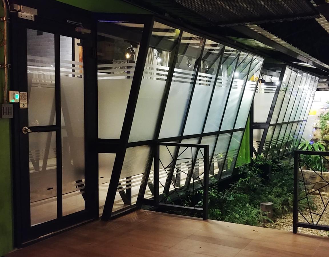 Green House Neo-Resotel Nakhon Si Thammarat Habitación foto